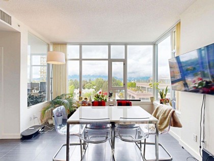 Photo 4 at 865 - 2080 W Broadway, Kitsilano, Vancouver West