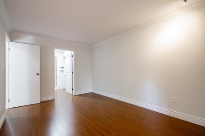 Photo 6 at 301 - 2320 W 40th Avenue, Kerrisdale, Vancouver West