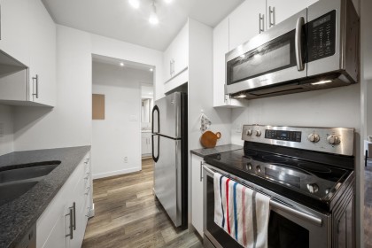 Photo 16 at 209 - 975 W 13th Avenue, Fairview VW, Vancouver West