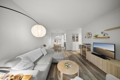 Photo 5 at 209 - 975 W 13th Avenue, Fairview VW, Vancouver West