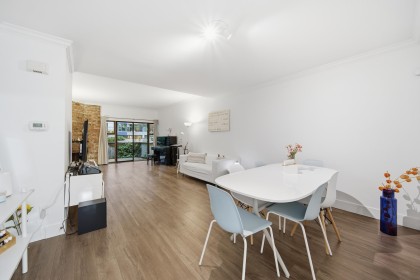 Photo 10 at 5416 Yew Street, Kerrisdale, Vancouver West