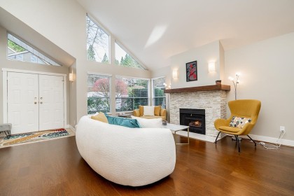 Photo 4 at 22 - 4055 Indian River Drive, Indian River, North Vancouver