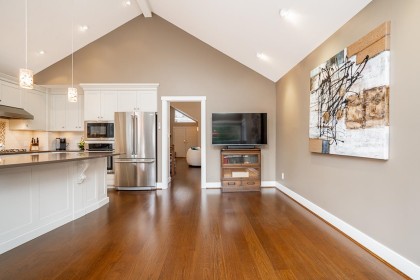 Photo 8 at 22 - 4055 Indian River Drive, Indian River, North Vancouver