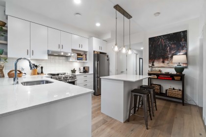 Photo 6 at 403 - 2137 Chesterfield Avenue, Central Lonsdale, North Vancouver
