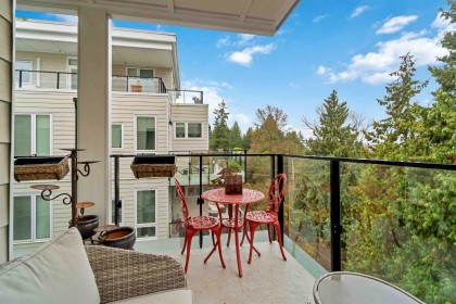 Photo 20 at 403 - 2137 Chesterfield Avenue, Central Lonsdale, North Vancouver