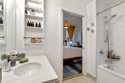 Photo 14 at 403 - 2137 Chesterfield Avenue, Central Lonsdale, North Vancouver