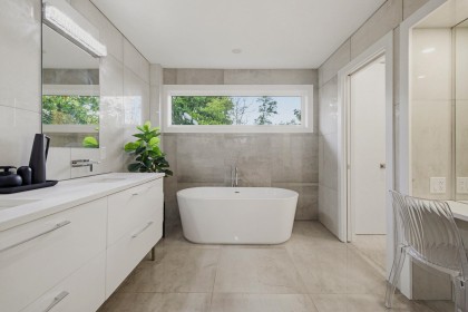 Photo 26 at 919 E 4th Street, Queensbury, North Vancouver