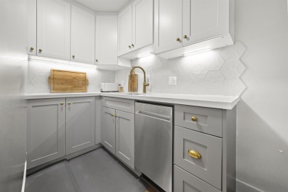 Photo 8 at 200 - 2033 W 7th Avenue, Kitsilano, Vancouver West