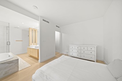 Photo 7 at 201 - 1409 W Pender Street, Coal Harbour, Vancouver West