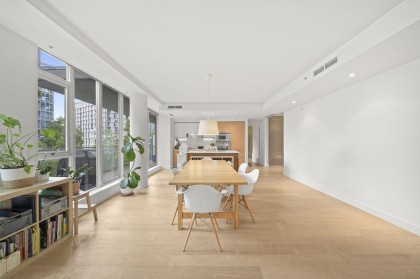 Photo 3 at 201 - 1409 W Pender Street, Coal Harbour, Vancouver West