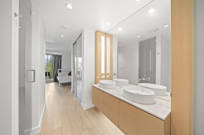 Photo 14 at 201 - 1409 W Pender Street, Coal Harbour, Vancouver West