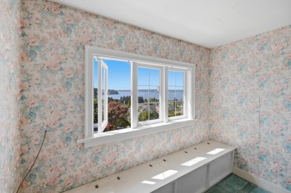 Photo 16 at 1013 Duchess Avenue, Sentinel Hill, West Vancouver