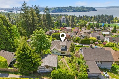 Photo 1 at 1013 Duchess Avenue, Sentinel Hill, West Vancouver