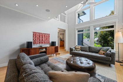 Photo 7 at 1690 Cascade Court, Indian River, North Vancouver