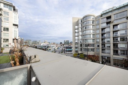 Photo 16 at 310 - 429 W 2nd Avenue, False Creek, Vancouver West
