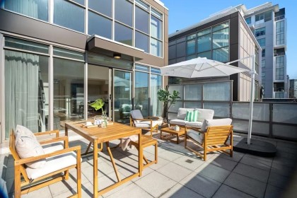 Photo 18 at 310 - 429 W 2nd Avenue, False Creek, Vancouver West