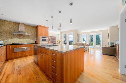 Photo 17 at 3961 St. Albans Avenue, Upper Lonsdale, North Vancouver