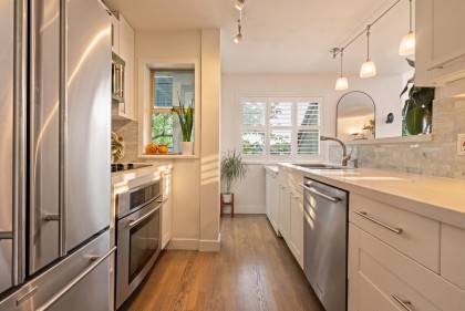 Photo 11 at 2558 W 4th Avenue, Kitsilano, Vancouver West