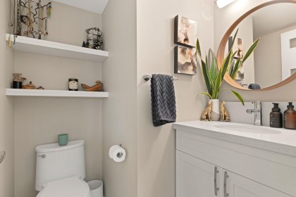 Photo 19 at 2558 W 4th Avenue, Kitsilano, Vancouver West