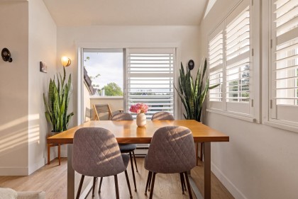 Photo 4 at 2558 W 4th Avenue, Kitsilano, Vancouver West
