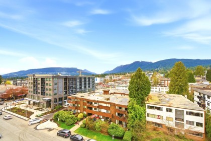 Photo 23 at 705 - 135 E 17th Street, Central Lonsdale, North Vancouver