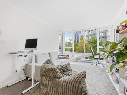 Photo 7 at 502 - 1033 Marinaside Crescent, Yaletown, Vancouver West