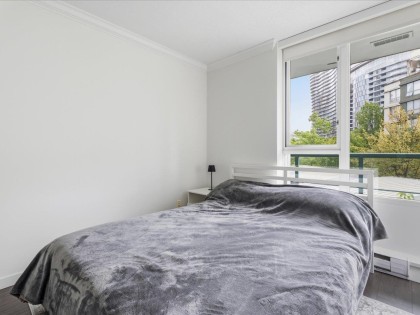 Photo 11 at 502 - 1033 Marinaside Crescent, Yaletown, Vancouver West