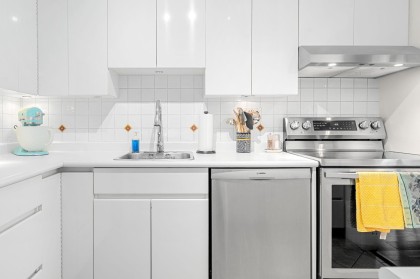 Photo 13 at 208 - 1266 W 13th Avenue, Fairview VW, Vancouver West