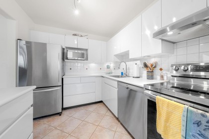 Photo 12 at 208 - 1266 W 13th Avenue, Fairview VW, Vancouver West