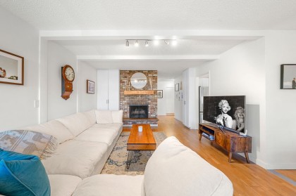 Photo 4 at 208 - 1266 W 13th Avenue, Fairview VW, Vancouver West