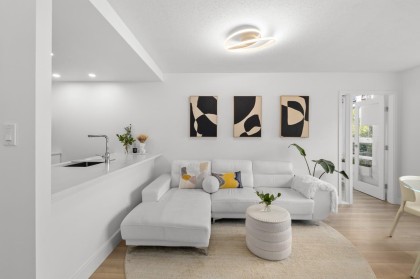 Photo 3 at 607 - 939 Expo Boulevard, Yaletown, Vancouver West