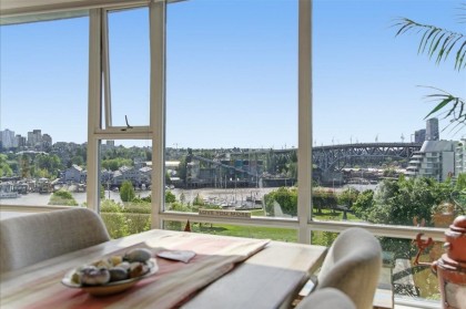 Photo 5 at 803 - 455 Beach Crescent, Yaletown, Vancouver West