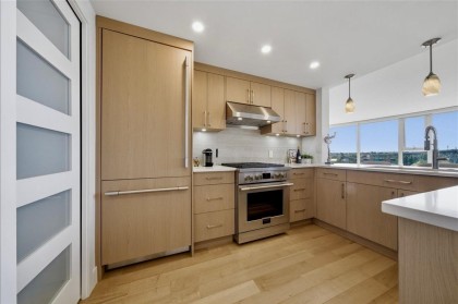Photo 9 at 803 - 455 Beach Crescent, Yaletown, Vancouver West