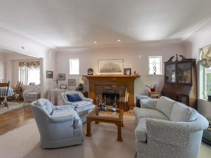 Photo 4 at 4518 W 12th Avenue, Point Grey, Vancouver West