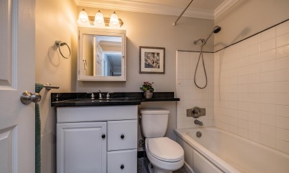 Photo 10 at 305 - 2430 Point Grey Road, Kitsilano, Vancouver West