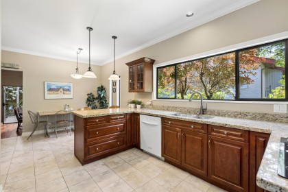 Photo 11 at 396 Mathers Avenue, British Properties, West Vancouver