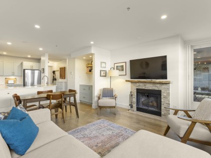 Photo 2 at 102 - 2287 W 3rd Avenue, Kitsilano, Vancouver West