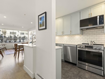 Photo 9 at 102 - 2287 W 3rd Avenue, Kitsilano, Vancouver West