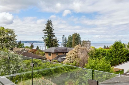 Photo 13 at 2256 Jefferson Avenue, Dundarave, West Vancouver