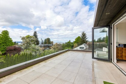 Photo 12 at 2256 Jefferson Avenue, Dundarave, West Vancouver
