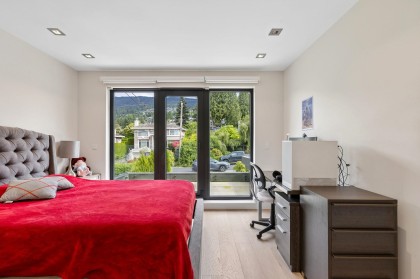 Photo 15 at 2256 Jefferson Avenue, Dundarave, West Vancouver