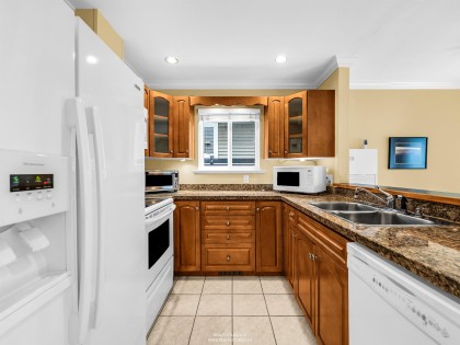 Photo 14 at 332 E 12th Street, Central Lonsdale, North Vancouver