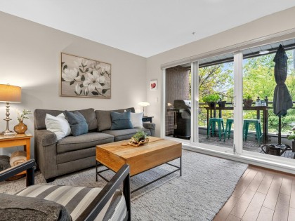 Photo 2 at 206 - 2096 W 46th Avenue, Kerrisdale, Vancouver West