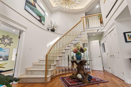 Photo 2 at 2541 Marine Drive, Dundarave, West Vancouver