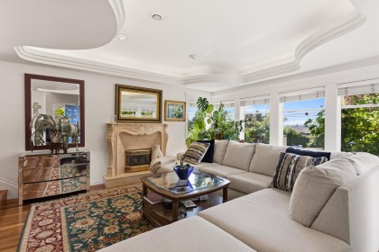 Photo 3 at 2541 Marine Drive, Dundarave, West Vancouver
