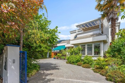 Photo 1 at 2541 Marine Drive, Dundarave, West Vancouver