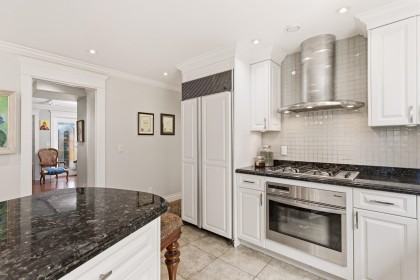 Photo 10 at 2541 Marine Drive, Dundarave, West Vancouver