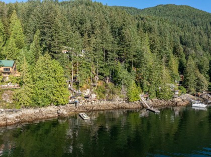 Photo 33 at 316 Sasamat Lane, Woodlands-Sunshine-Cascade, North Vancouver