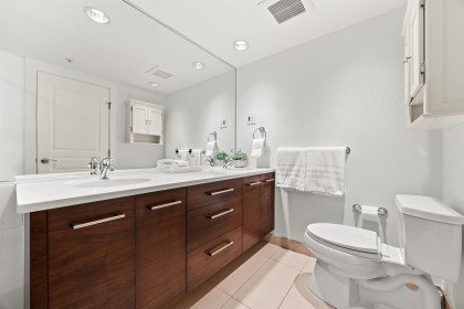 Photo 23 at 306 - 1140 Strathaven Drive, Northlands, North Vancouver