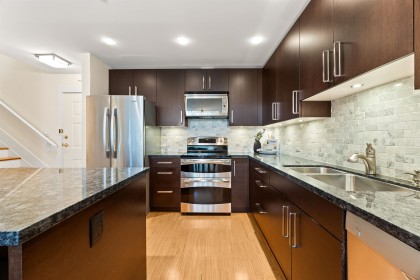 Photo 13 at 306 - 1140 Strathaven Drive, Northlands, North Vancouver